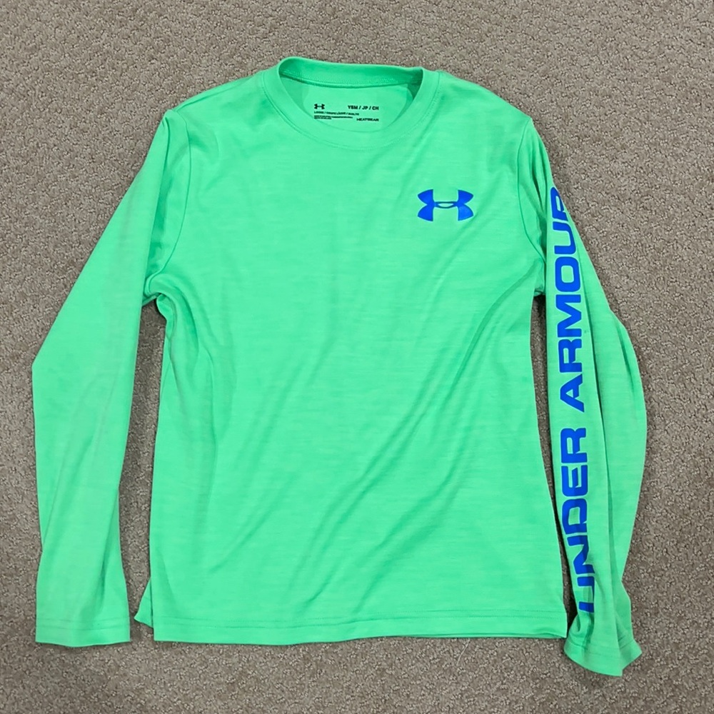 Boys Under armour shirt